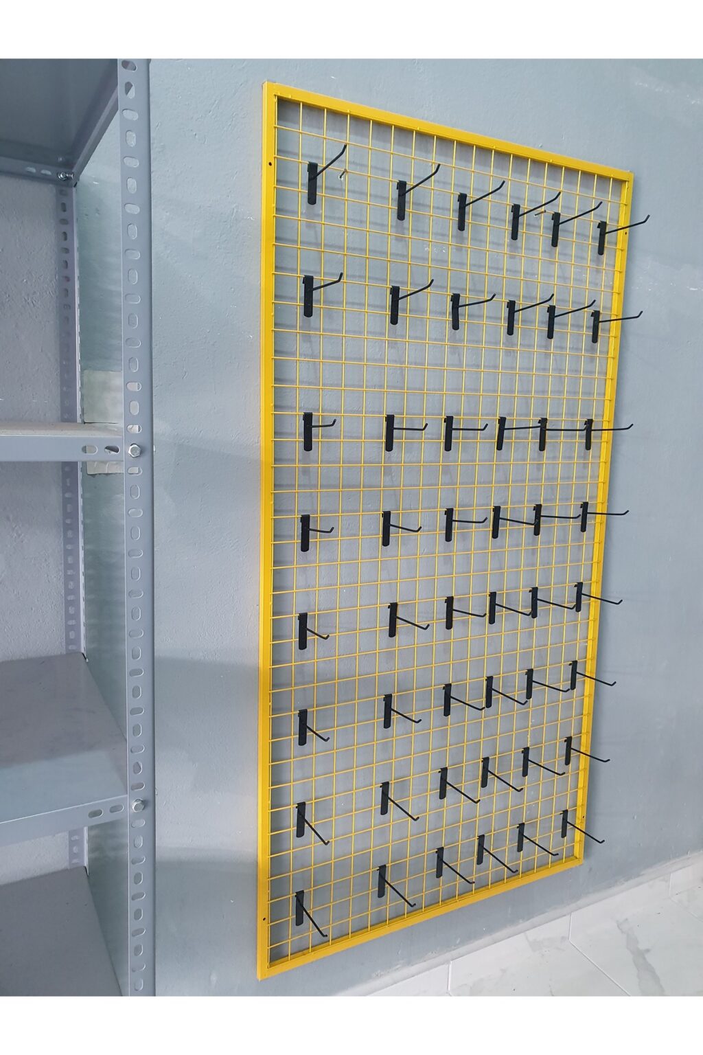 100x200 CM TEL PANO 5X5 SIK TELLİ DUVARA MONTE 50 ADET 20 CM KANCA DAHİL RENK:KROM SARI